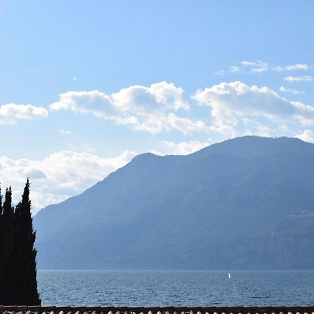 Albergo Al Pescatore Brenzone sul Garda Kültér fotó